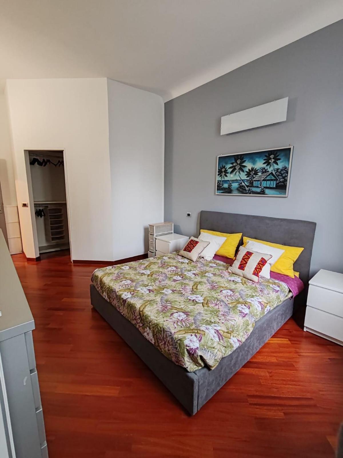 La Casa Di Cris - Milano, Appartamento Zona Sempione Bagian luar foto