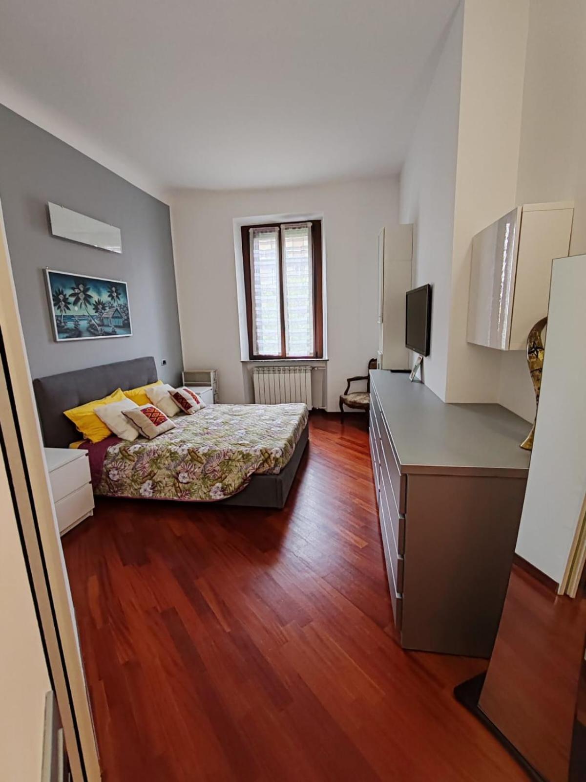 La Casa Di Cris - Milano, Appartamento Zona Sempione Bagian luar foto
